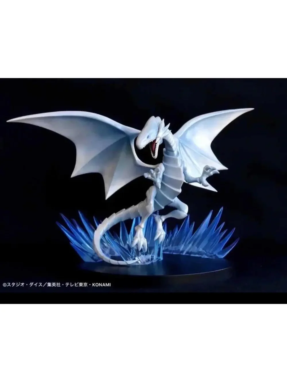 SK Japan Blue-Eyes White Dragon Figure Yu-Gi-Oh Anime Statue US Seller